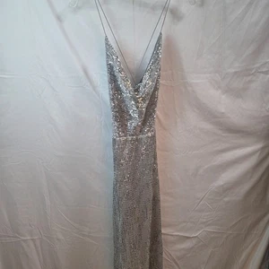Abyss By Abby Sequin Bodycon Dress Women's Size Medium Silver Spaghetti Straps - Picture 1 of 9