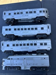 Lionel Streamline; Maplewood, Chatham & Hillside + treni Loco 2421, 2422 2423 - Foto 1 di 10