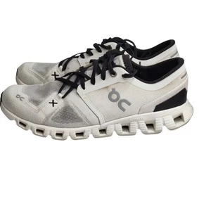 On Cloud X 3 Fitness Laufschuhe Damen 8 weiß schwarz Athleisure Turnschuhe - Bild 1 von 9