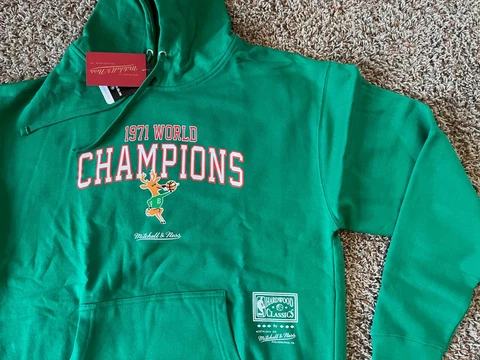 Milwaukee Bucks Hooded Sweatshirt Hoodie Retro NBA Mitchell & Ness -Men's L -NEW Cover