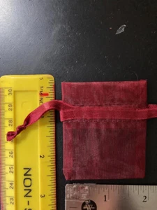 60 NEW Burgundy RED Sheer Organza Bags Favors with Burgundy TIES USA SELLER - Picture 1 of 4