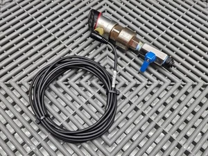 Keyence GP-M010 Digital Pressure Sensor w/ 10.5' Cable - Picture 1 of 7
