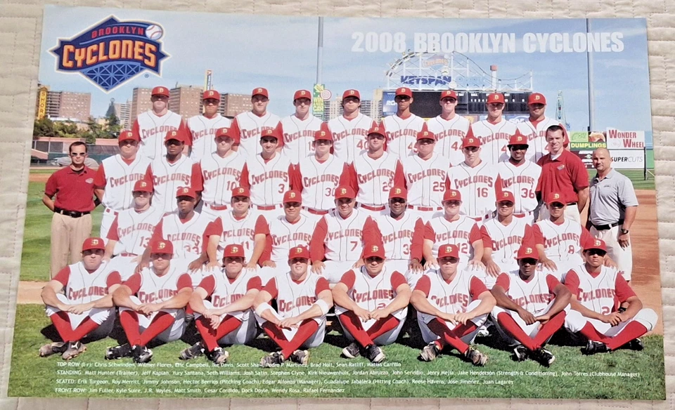 BROOKLYN CYCLONES 2008 TEAM PHOTO POSTER SGA NEW YORK METS MiLB WILMER FLORES - Image 1 of 1