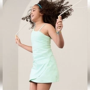 Athleta Girls Stand Out Dress OASIS BLUE (greenish blue). SIZE 14 XL - Picture 1 of 8