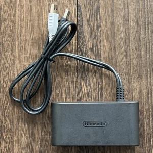 Nintendo Switch offizieller Original-Zubehör-Hersteller GameCube Controller Adapter WUP-028 funktioniert auf Wii U - Bild 1 von 6