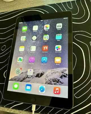 iPad Air 1st Gen 16GB - iOS 8.3 - Excellent Condition - Cellular Model - Image 1 of 4