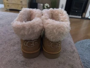 Beige Ugg Boots , Worn Once , Slim Fit, Genuine Uggs Size 36 - Picture 1 of 6