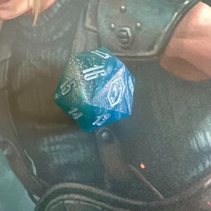 MTG FF Prerelease Exclusive Crystal 20-Sided Spin Down Dice - Bild 1 von 1