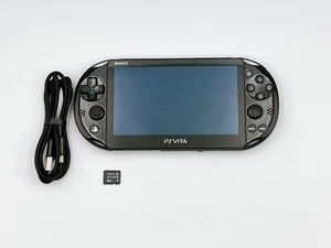 PS Vita PCH-2000 ZA11 Schwarz Spielekonsole Sony PlayStation SD Getestet {Bitte Lesen} - Bild 1 von 15