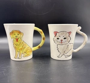 Pier One gelber Labor Hund & graue Katze Steinzeug doppelseitige Becher Schwänze Griff - Bild 1 von 10