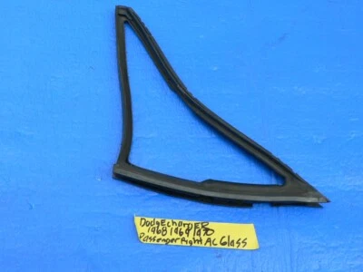 CARGADOR DODGE PLYMOUTH GTX ALA VENTILACIÓN VENTANA JUNTA VIDRIO SELLO 1968-1970 Foto 1 de 3