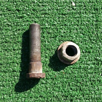 Fabricante de equipos originales Hummer H1 HumVee HMMWV tuerca de perno de cara de rueda de acero genuina original  Foto 1 de 4