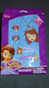 Disney Sofia The First 5 Part Accessory Set, 2 Rings,2 Hair Clips, Necklace BNWT - Picture 1 of 1