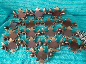 16 vintage anni 50 acciaio bicolore oro 3 pollici Tira Maniglia Bat Wing Chippendale - Foto 1 di 11