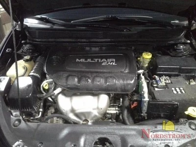 2014 Dodge Dart Brake Master Cylinder - Изображение 1 из 4