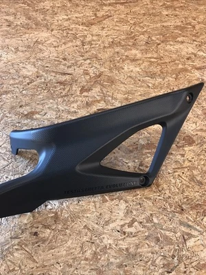 08 - 13 杜卡迪 848 右侧油箱盖整流原始设备制造商 48211401A — 第 1/4 张图片