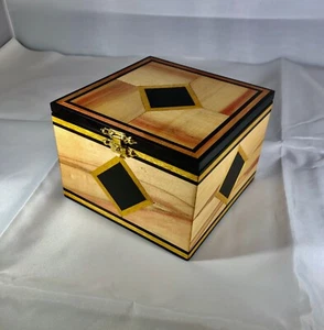 Exotisches schwarzes Ebenholz, gelbes Herz & Schatulle älteres Versteck - Schmuckschatulle - Bild 1 von 7