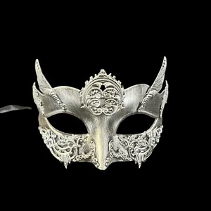 Women Venetian Metallic Steampunk Fantasy Masquerade Mask (Silver) - Picture 1 of 6