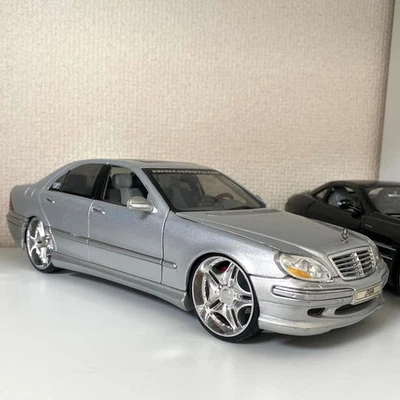 Mercedes-Benz AMG S55 sedán a gran escala 1/18 Foto 1 de 4