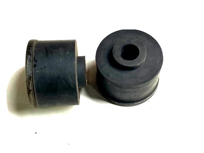 2 Cab insulators # 2224798  Mopar Dodge Truck M880 D-W 100-300 – 1972-76 ✅ - Image 1 of 2