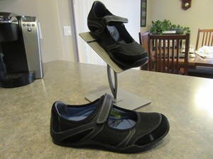 ahnu mary jane shoes