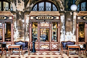 Fotomural de fieltro FLORIAN 368x248 cm, cafetería en la plaza de San Marcos, Venecia - Imagen 1 de 1