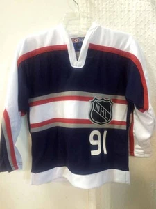 Reebok Youth NHL Jersey Colorado Avalanche Joe Sakic Navy CCM sz S/M - Picture 1 of 1