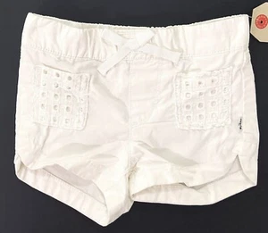 Levi's Kleinkind Mädchen Größe 12 Monate weiß elastische Taille Shorty Shorts - Bild 1 von 7
