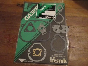 NOS Vesrah Incomplete Gasket Kit Honda 1985 - 1986 TRX125 VG-1042 VG-1042M - Foto 1 di 5