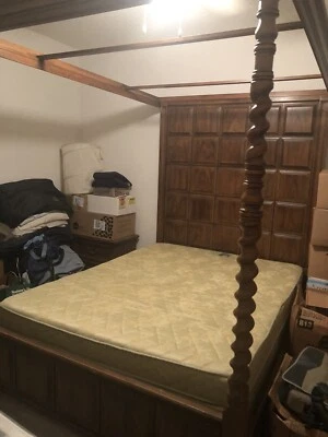 Suíte queen antiga vintage Henredon para quarto - Imagem 1 de 4