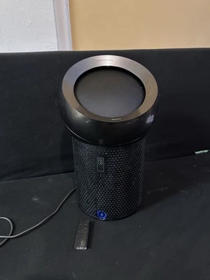 Dyson Pure Cool Me BP01 – Purificatore d’aria e ventilatore premium con tecnologia Core Flow  - Immagine 1 di 4