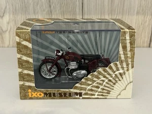 IXO MUSEUM COLLECTION 1/24 ARIEL SQUARE FOUR 1956 - Bild 1 von 6