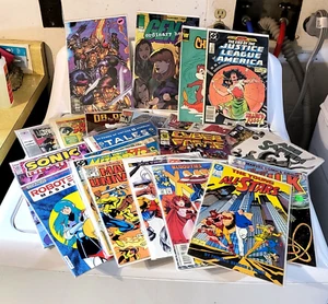 Lot of 24 Random Comics - Vintage to Modern - Mixed Marvel Etc SEE PHOTOS - Picture 1 of 9