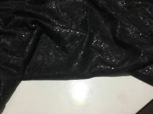 NUOVO tessuto paillettes pizzo raso leopardato nero legato italiano alta classe - Foto 1 di 7