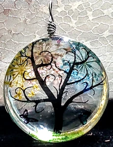 NAVAJO INDIAN HANDMADE TREE OF LIFE PENDANT 1 1/4 IN WITH 20" GOLD PLATED CHAIN - Picture 1 of 4