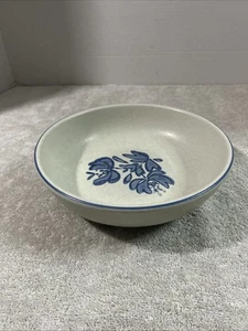 Vintage Pfaltzgraff Yorktowne 3 Qt. 12" Salad Serving Bowl Blue Gray Stoneware - Picture 1 of 5