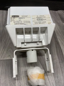 DAY-BRITE HB40HS27-A LAMPENNETZTEIL 400 WATT #4016B95PR3SI - Bild 1 von 3