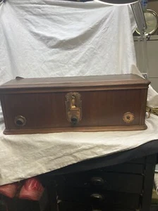 Brunswick Model 5-KR Complete Radio. See Description And Photos. Nice Condition - Picture 1 of 12