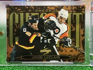 1997-98 Score Check-It John LeClair #5 Philadelphia Flyers - Picture 1 of 10