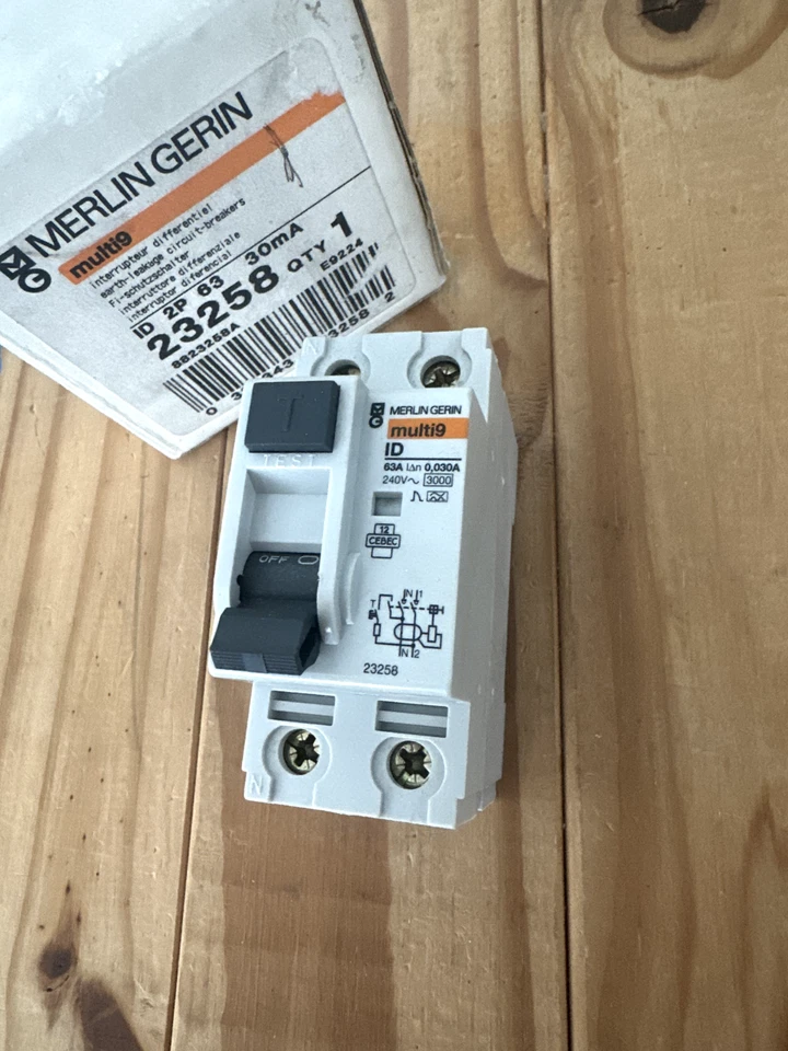 Merlin Gerin 23258 RCD 63 Amp 30mA Double 2 Pole RCCB 63A Multi9 Schneider - Image 1 of 3