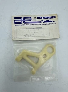 Vintage Team Associated RC500 Front Upper Arm Right Hand 5102R - Picture 1 of 1