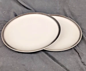 Aldisco Aladdin Fine China USA Renek  2 Dinner Plates 10-1/2" Dia - Picture 1 of 8