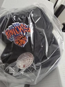 Mitchell & Ness New York Knicks Shattered Snapback Rare - Bild 1 von 3