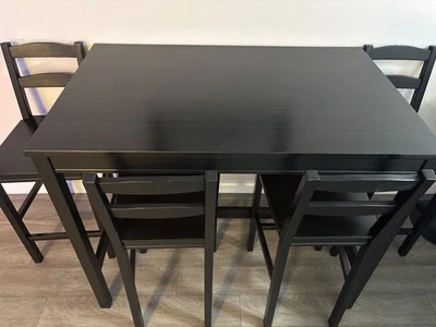 4 set kitchen table  - Image 1 of 2