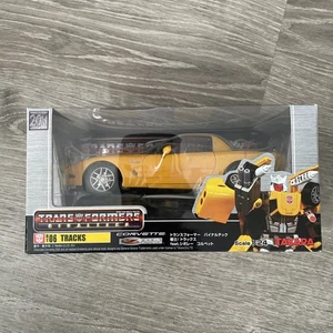 Transformer Tracks feat. Corvette nuova con scatola rara Takara scala 1:24 - Foto 1 di 23