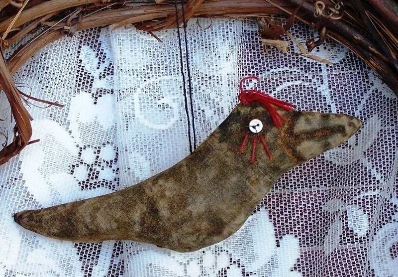 PRIMITIVE RAGGEDY CROW ORNIE PRIM ORNAMENT 邮寄图案 快速简便 — 第 1/1 张图片