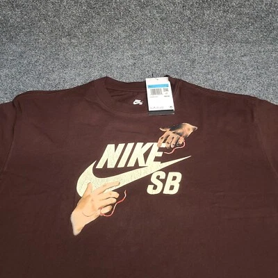 Camisa Nike Para Hombres Mediana Marrón Crema Futura Manga Larga SB Monopatín Calce Suelto 76 Foto 1 de 4