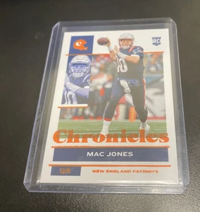 MAC JONES PATRIOTS #80 RC 2021 PANINI CHRONICLES - Picture 1 of 2
