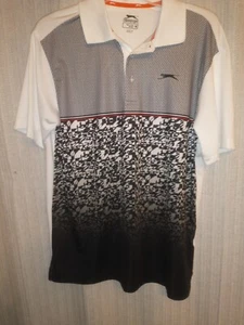 Maglietta da golf Slazenger da uomo MEDIUM nera bianca in perfette condizioni manica corta - Foto 1 di 6