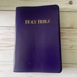Bibel KJV Riesendruck roter Buchstabe Riverside 702 lila Leder(?) Handi - Bild 1 von 10
